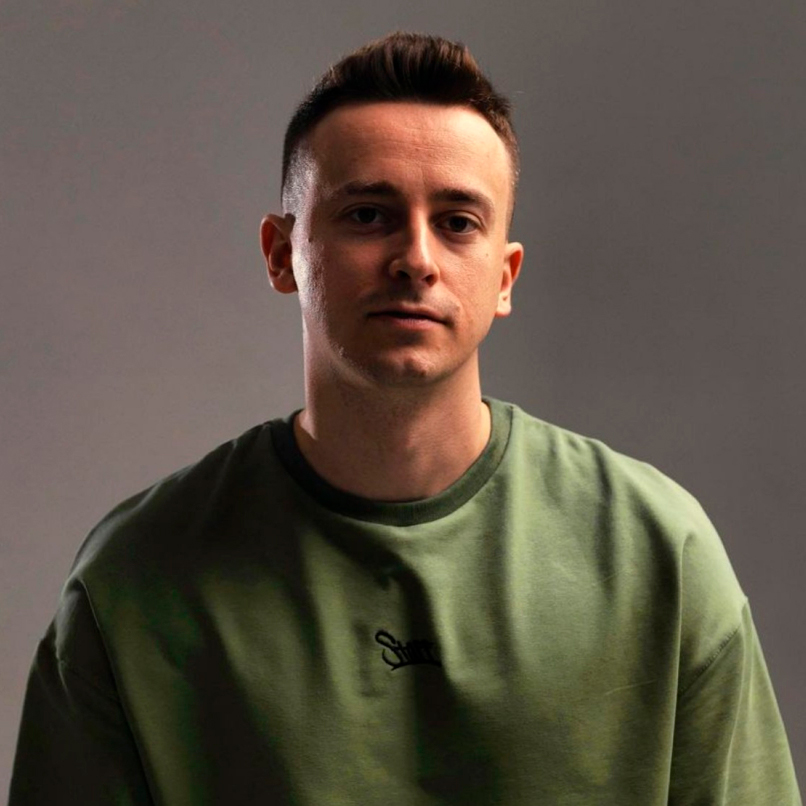  Шугар - А до неї заливають кожен день чоловіки