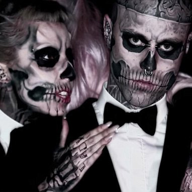  Lady Gaga - Zombieboy