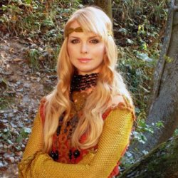 �������