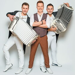  Баян Микс - Рио рита