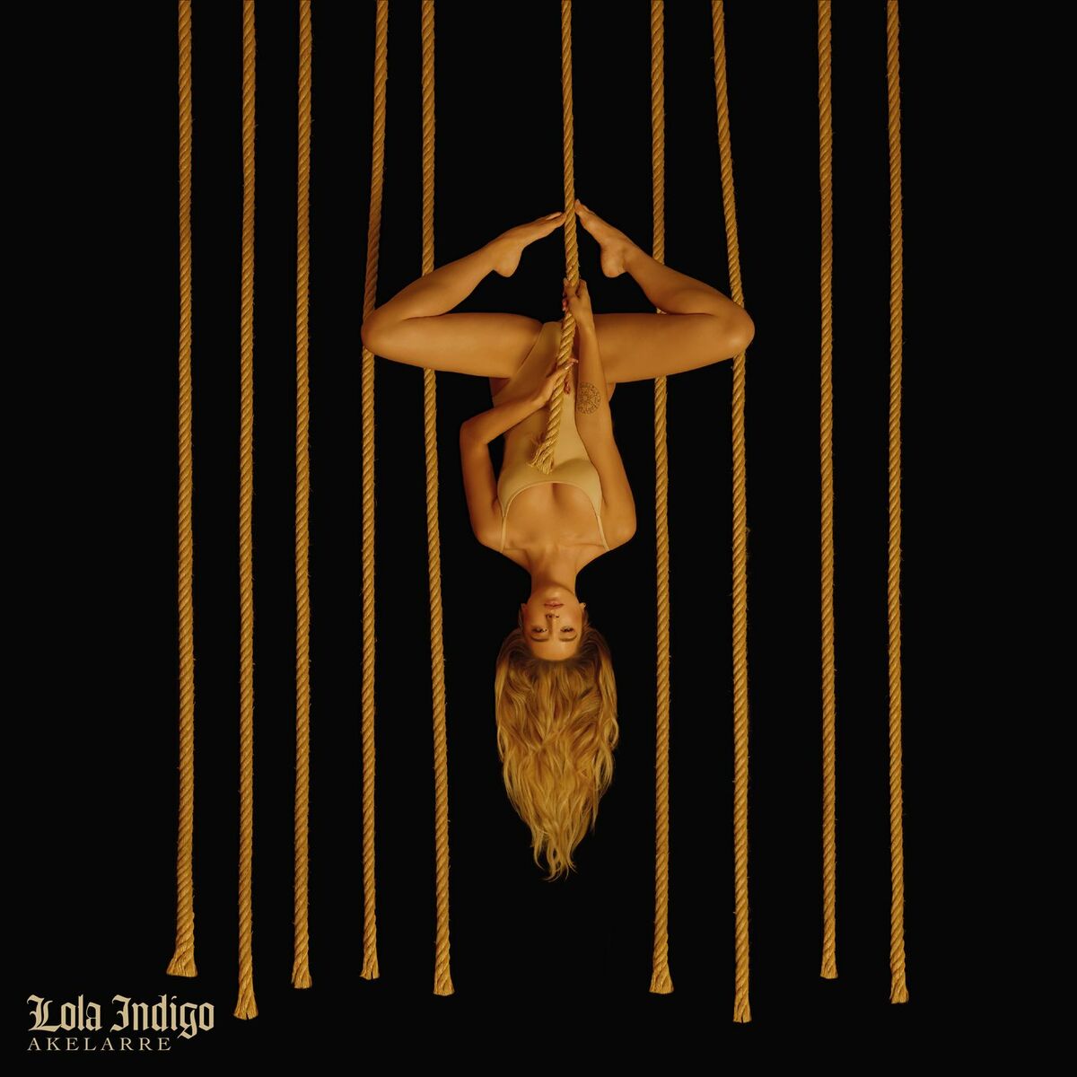 Cover Lola Indigo - Mujer Bruja