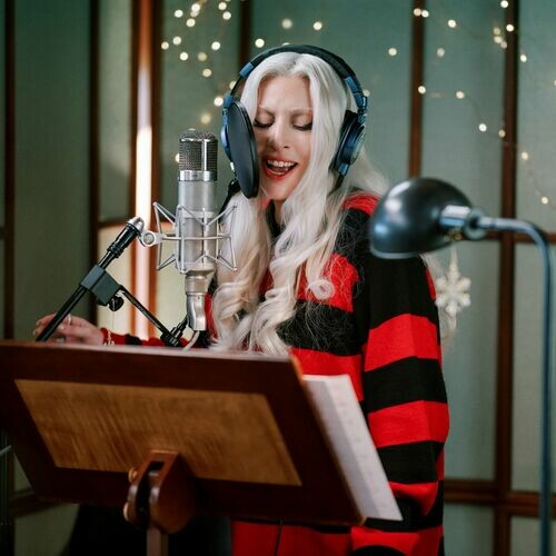 Обкладинка Lady Gaga - Santa Claus Is Coming To Town