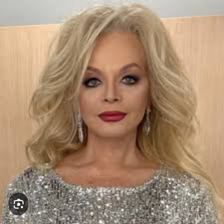  Лариса Долина - Острова любви