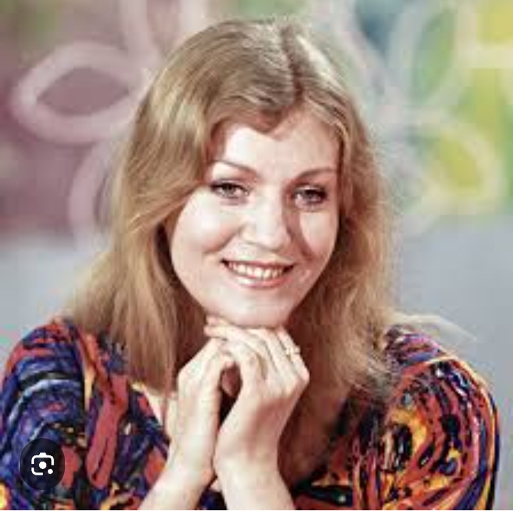  Анна Герман - А он мне нравится