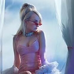 Kim Petras - Heart to Break