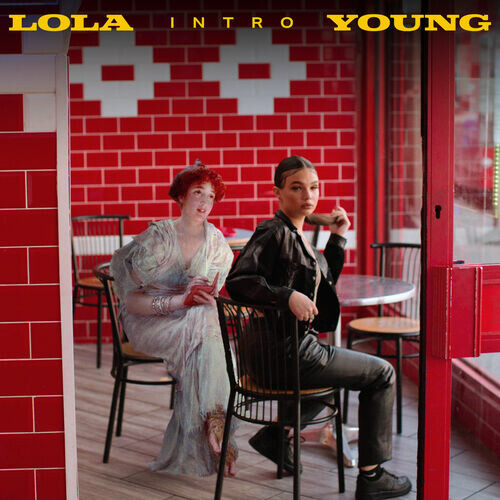  Lola Young - 6 Feet Under