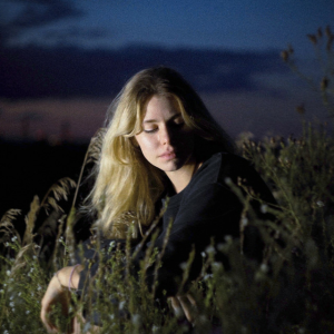  Sophi LOZINA - На коліях