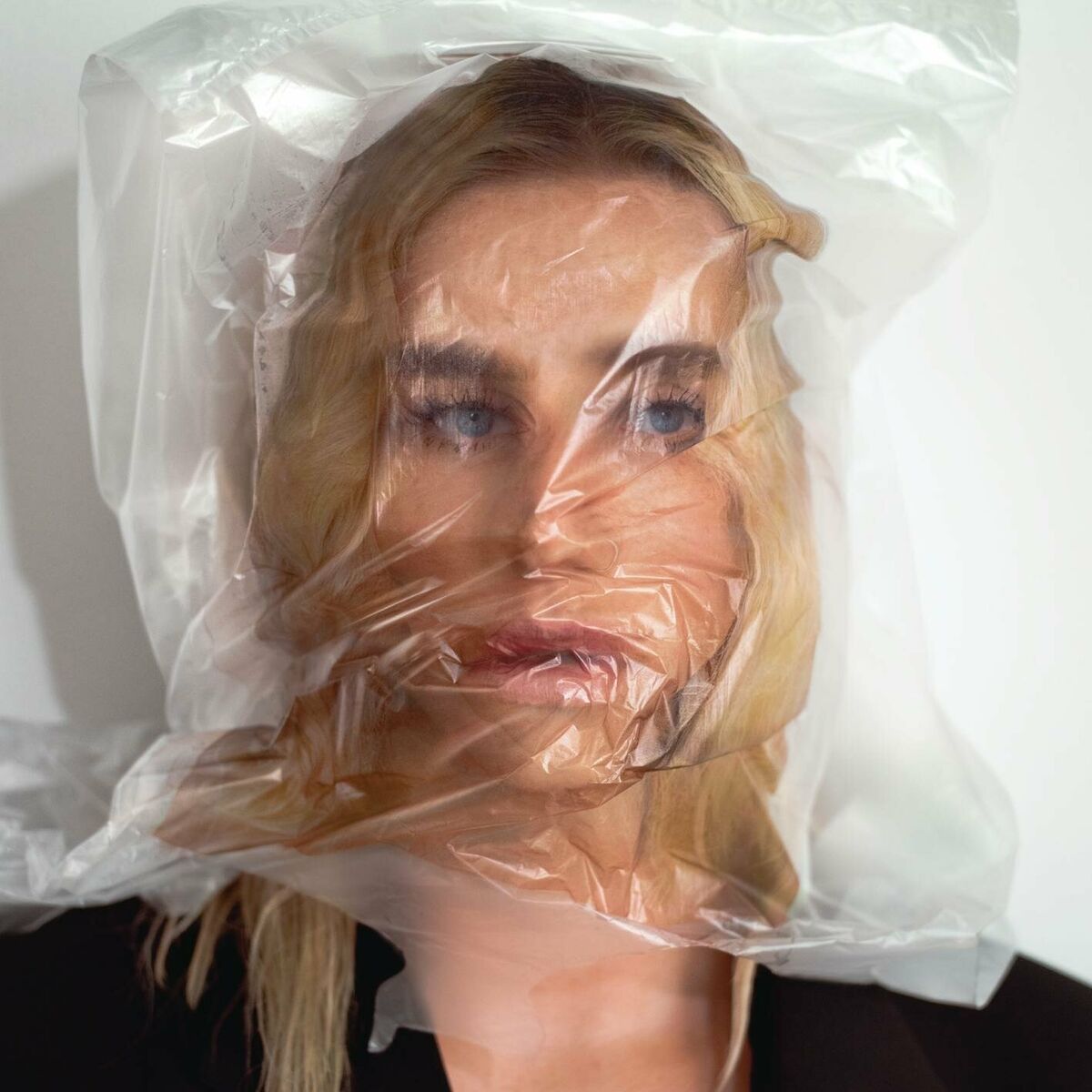  Kesha - Eat The Acid