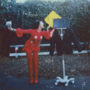  Julia Michaels - No Heartbreak's Killed Me Yet