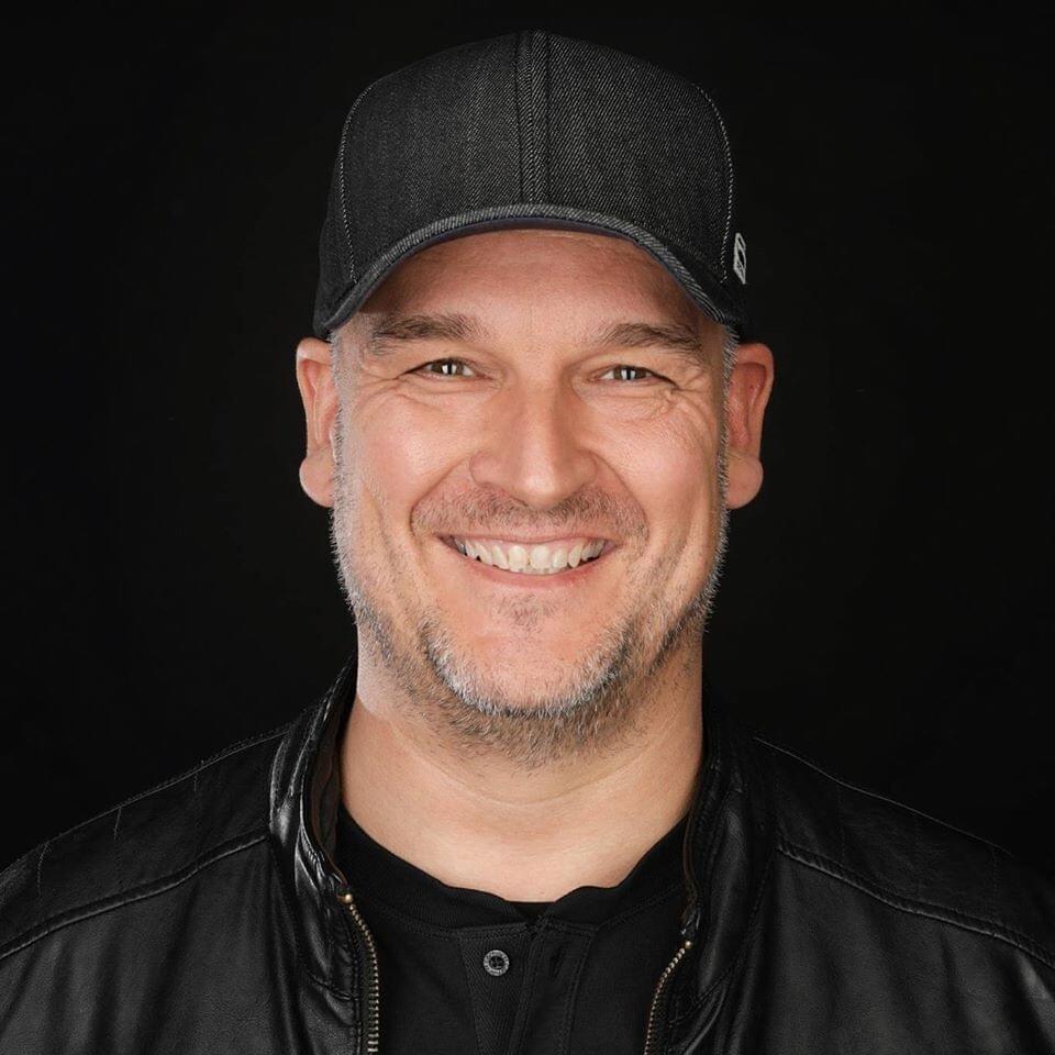  Jorn van Deynhoven - Freaks (Festival Mix)