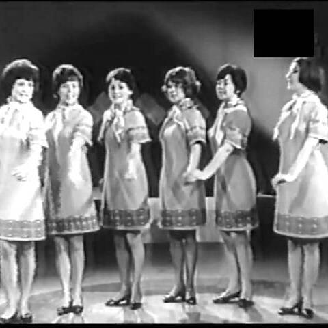  Ансамбль "Мрія" - Тече вода каламутна