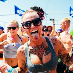  KRYSTO - World Of Chaos (Hardstyle)