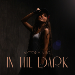  Victoria Niro - In the dark