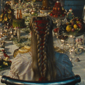  Charli xcx - House (feat. John Cale)