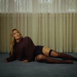 Hilary Duff - Growing Up