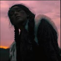  Manizha - Держи Меня Земля