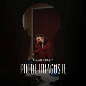  Nicole Cherry - Pic de Dragoste