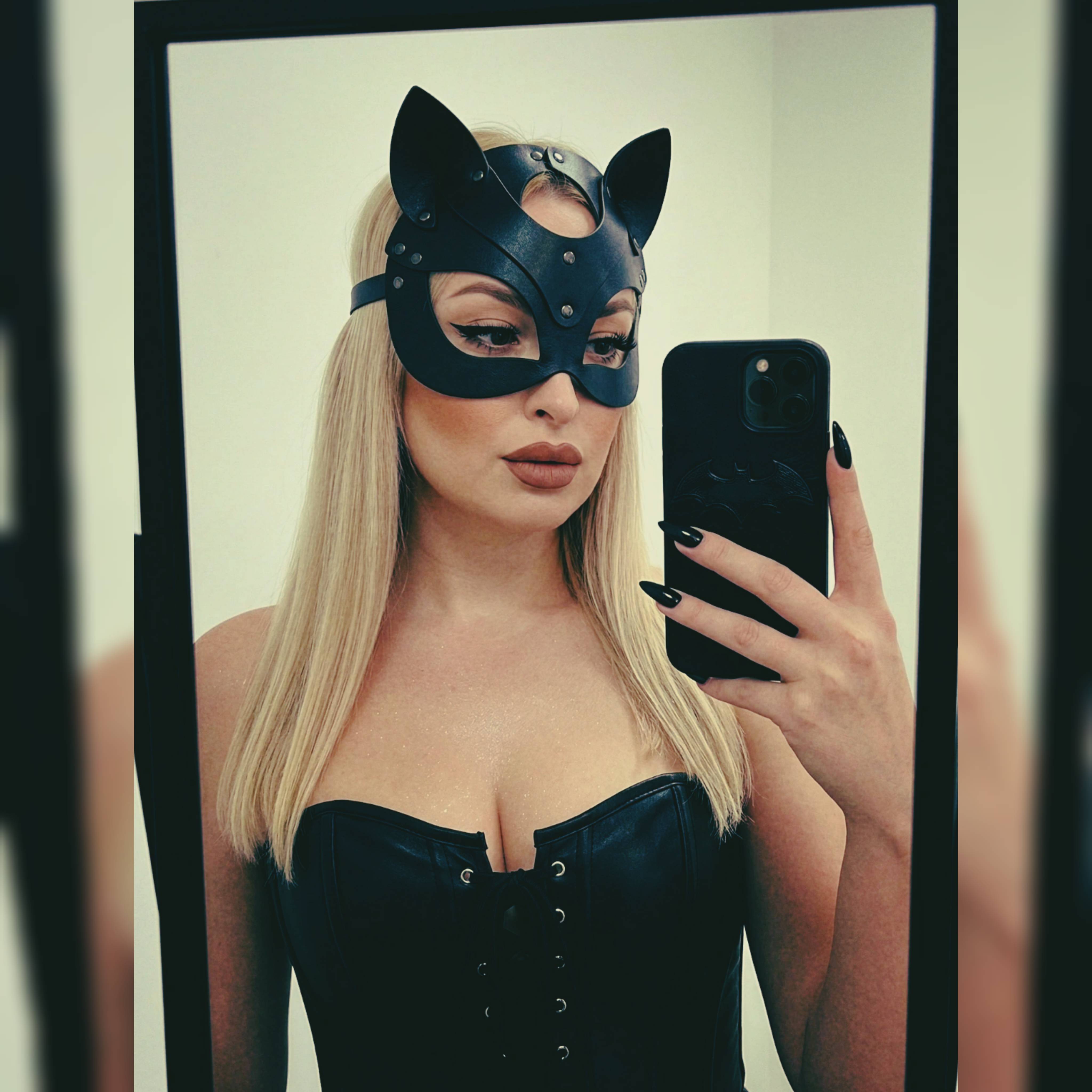 Обкладинка Lirvina - The Тёлки