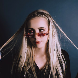  Adusha - Vymytej