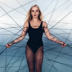 Обкладинка Becky Hill - More! More! More!