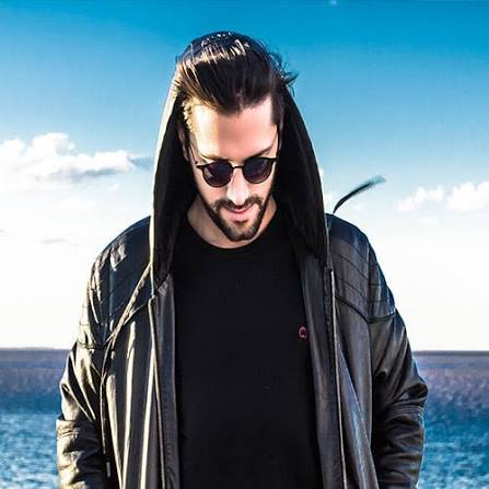  Maxi Vega - Crossover