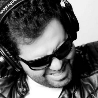  Vahid Ghandizadeh - Resurrection (Original Mix)