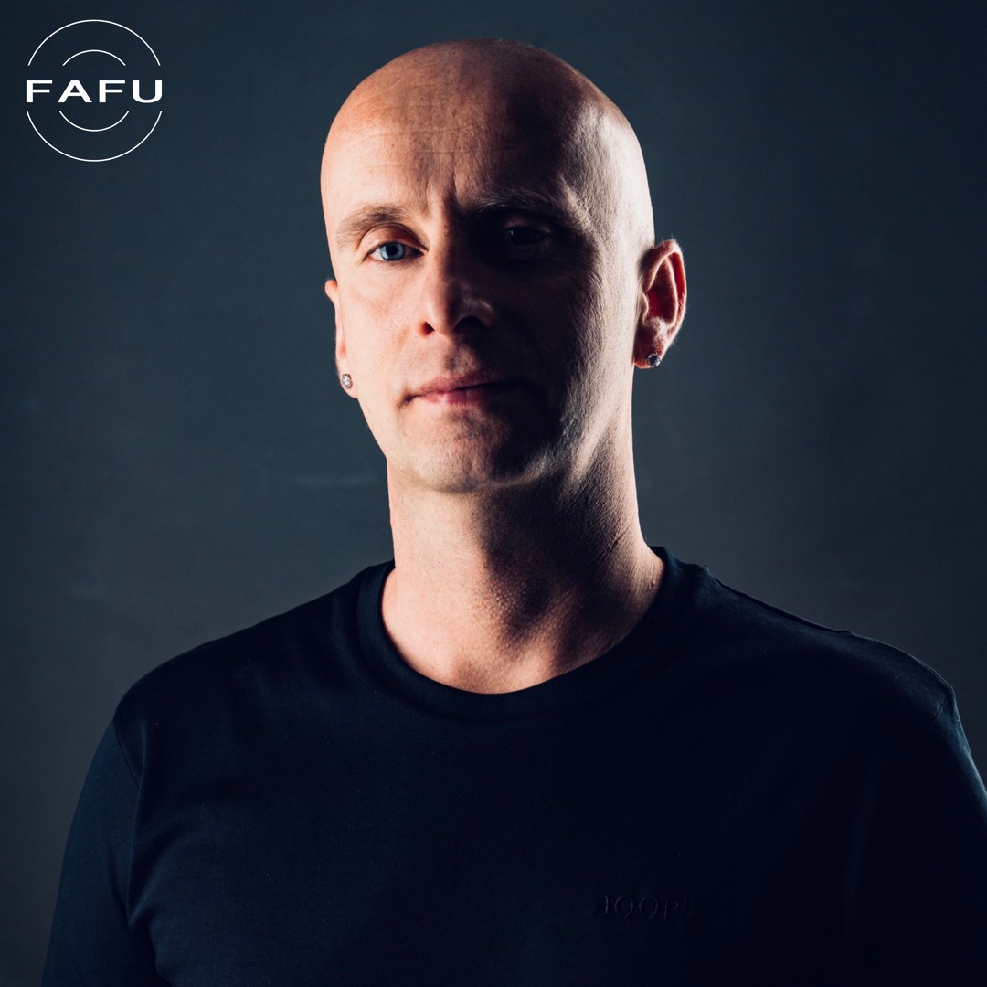  DJ FaFu - Let Me Love You (Original Mix)